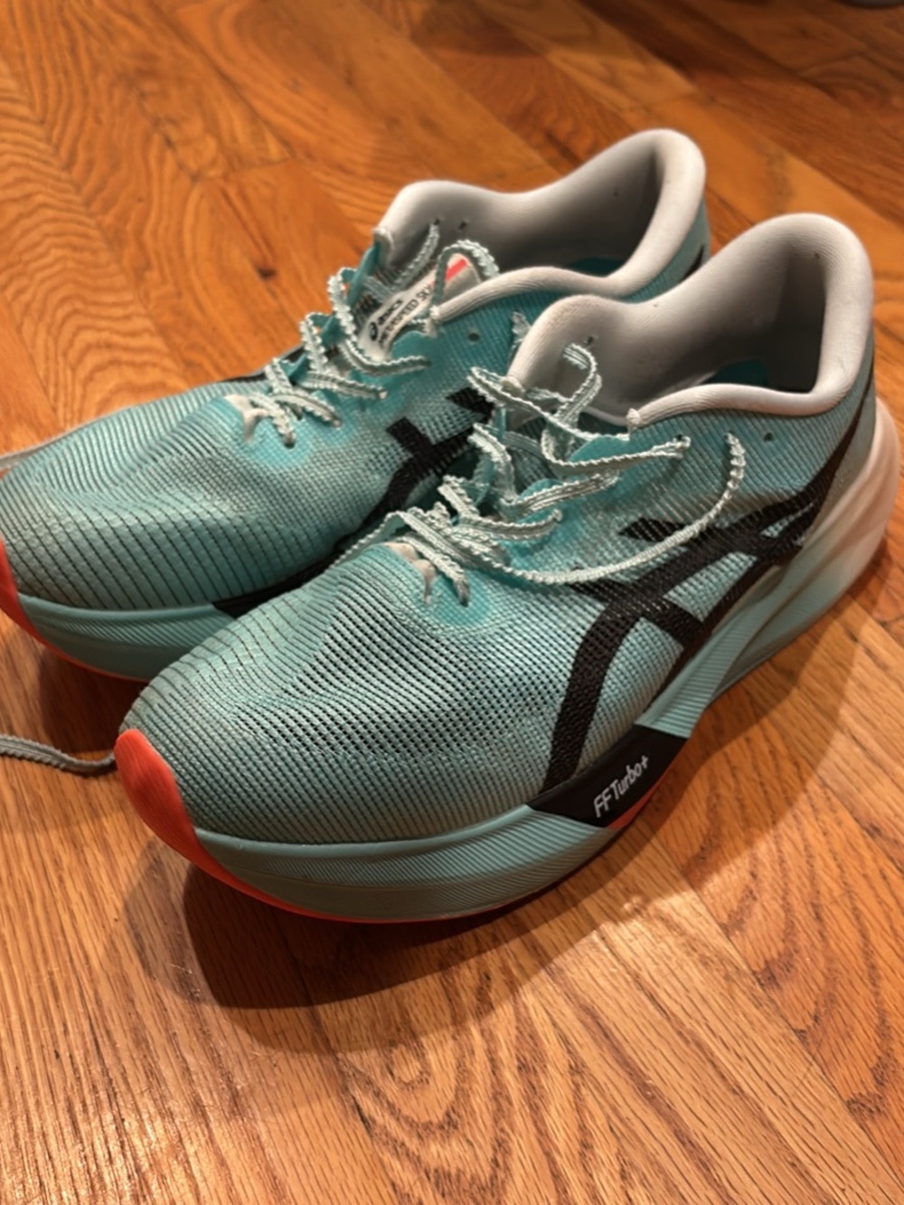 ASICS UNISEX METASPEED SKY PARIS CARBON PLATED RUNNING SHOES